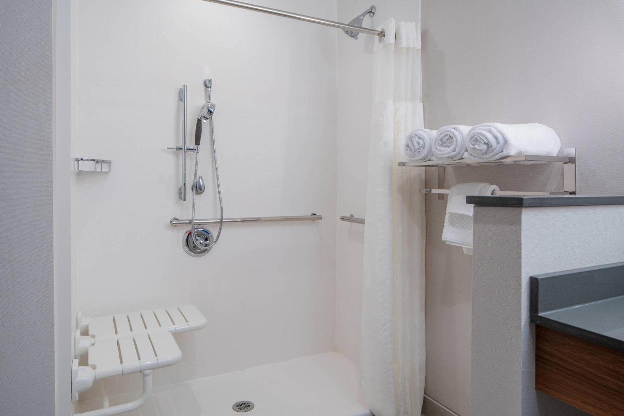 Fairfield By Marriott Inn & Suites Pensacola Pine Forest Екстер'єр фото